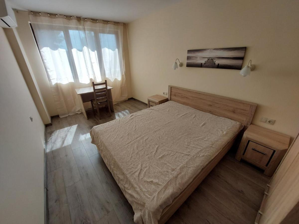 Апартаменти За Гости Делукс Burgas City Exterior foto