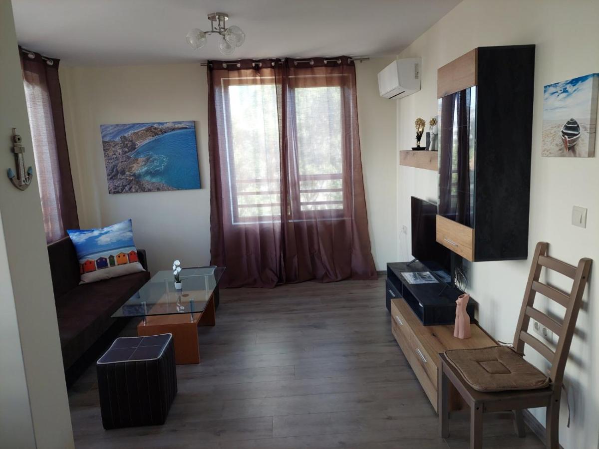 Апартаменти За Гости Делукс Burgas City Exterior foto